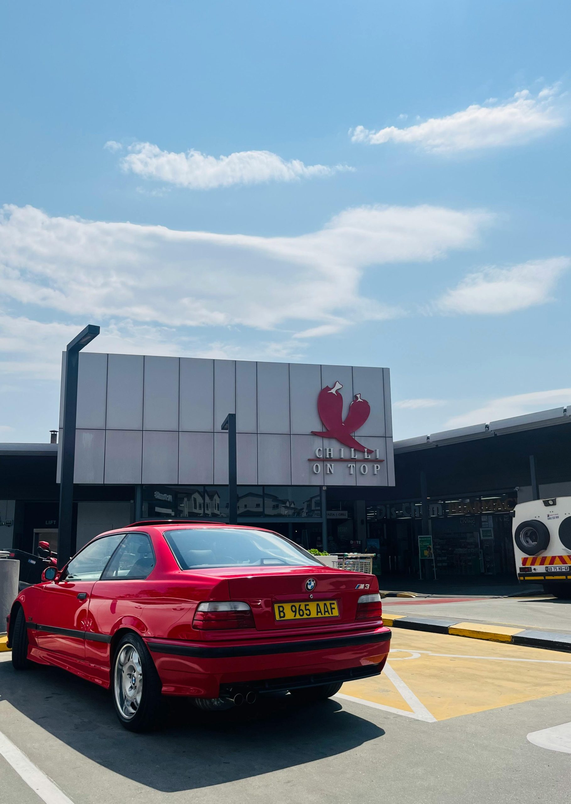 BMW Z3 Coupé vue de profil